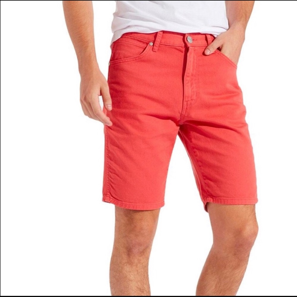 Inc red jean shorts 🩳